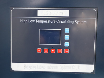 実験室用50L給湯器チラー 詳細 - LCDディスプレイ、ランニングインジケーターライト。 ドアロック、メンテナンスのためにドアを簡単に開けることができます。