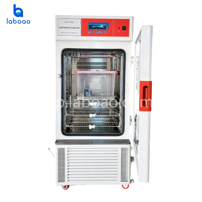 バランスのとれた一定の温度と湿度のチャンバー