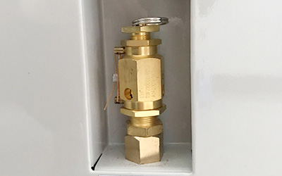 ベンチトップクラスBパルス真空蒸気滅菌器 詳細 - Válvuladesegurançaは、高温でエステル化された場合、válvuladesegurançaesvaziaráが自動的に保証されるか、安全に使用できます。