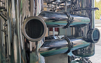 大容量シングルエフェクトフォーリングフィルム蒸発器工業規模 詳細 - 大きなサイトグラスウィンドウで、いつでも蒸発プロセスを監視できます。
